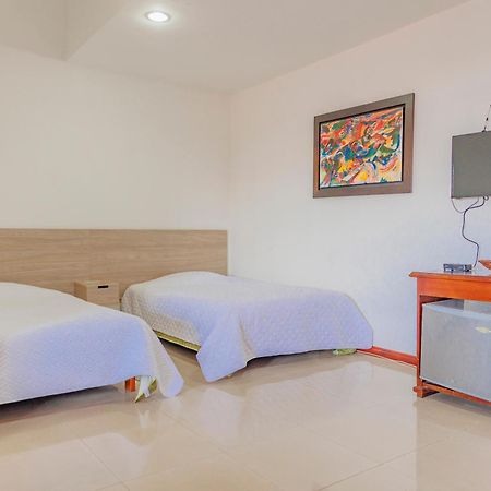 Hotel Arrayanes Del Quindio Монтенегро Экстерьер фото