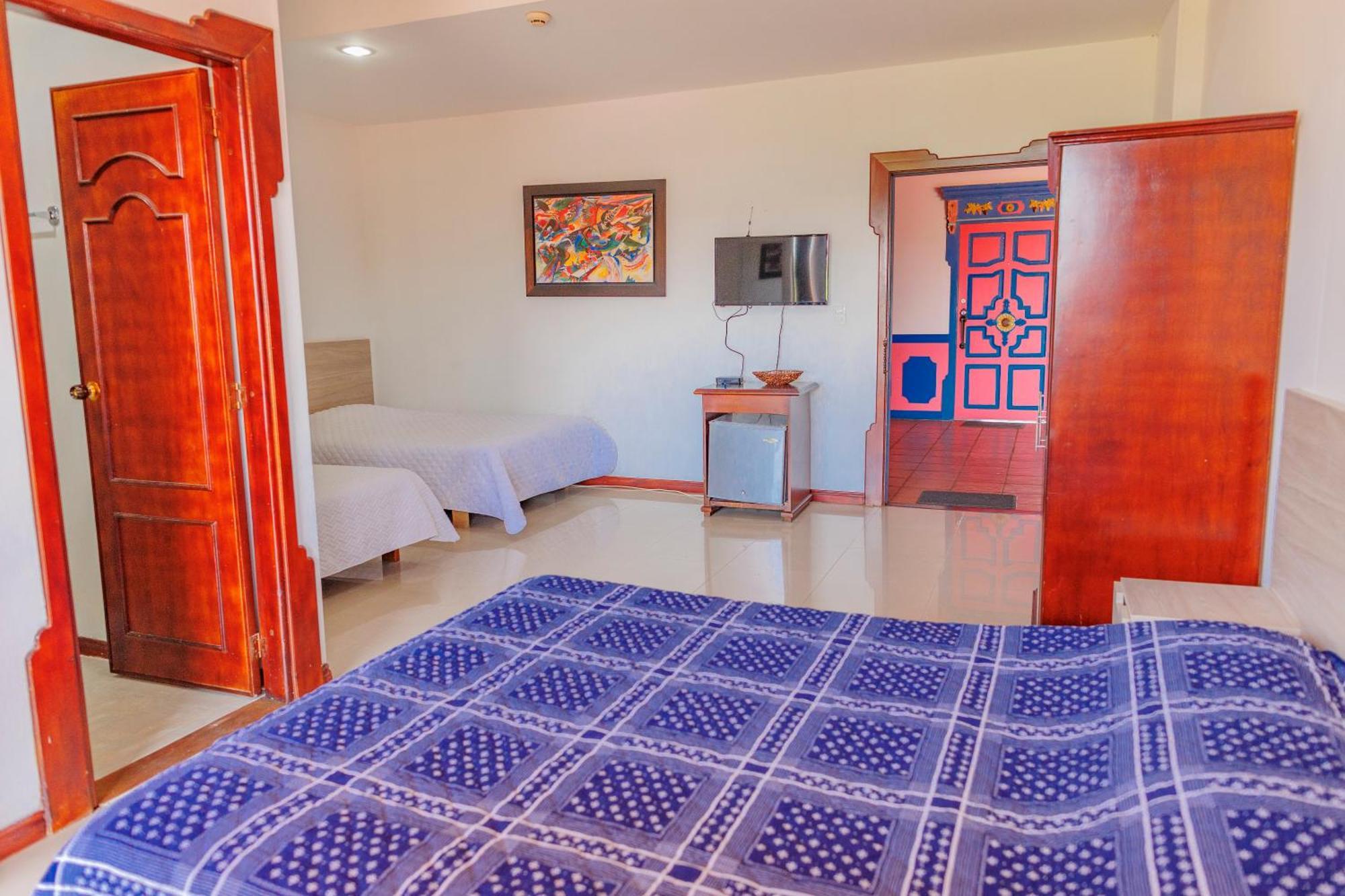 Hotel Arrayanes Del Quindio Монтенегро Экстерьер фото